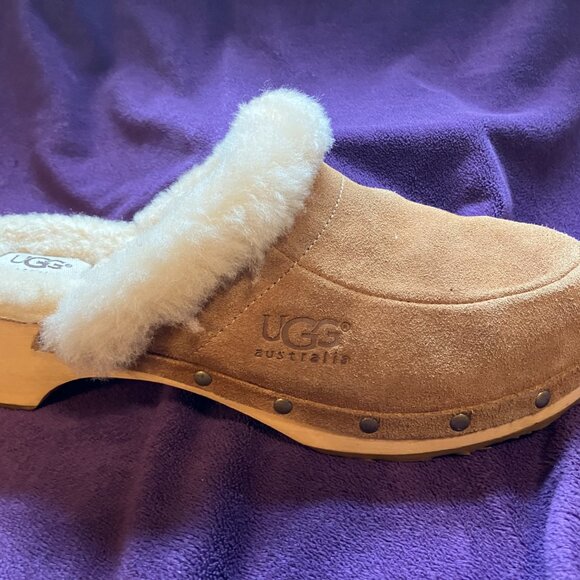 UGG Australia Kalie Suede Chestnut Studded Shearling lined Clogs Size 40 L-9 - Picture 4 of 6